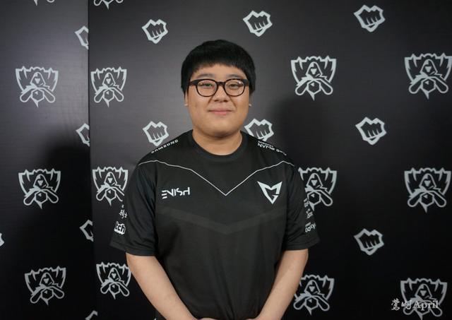 萨纳西斯和 萨纳西斯和